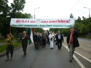 Photo taken in Debrecen, Hungary on June 1 (the Day of Life declared by the UN) when we walked to the Ob-Gyn Clinic of University of Debrecen. The text reads: Peace in the womb! Amnesty for us - amnesty for our children before birth!