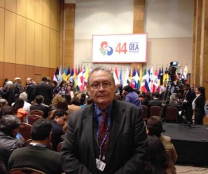 Mario Rojas at the OAS assembly.