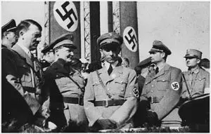 hitler with nazis