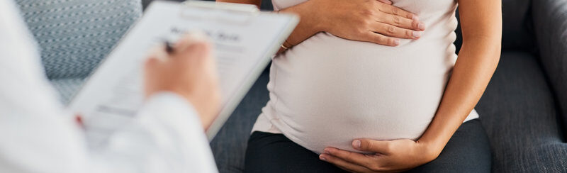 a pregnant woman in counseling