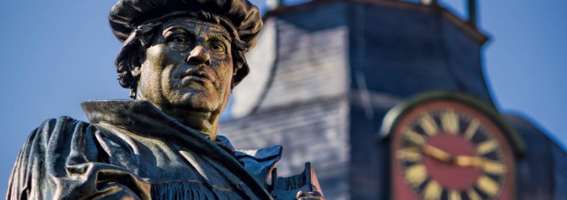 martin luther statue