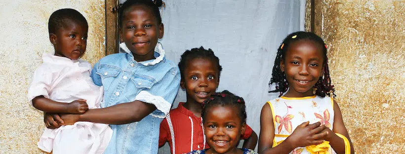 african-sisters-smiling